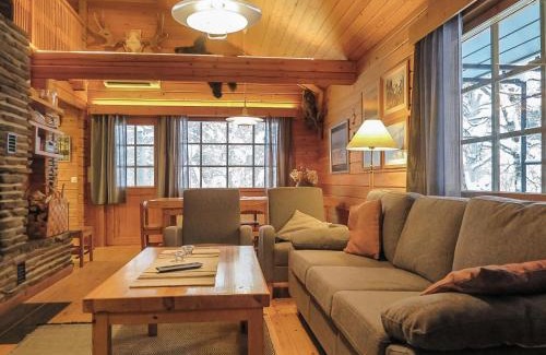 Sodankyla House | Pet-Friendly Holiday Home Keromaja with Hot Tub & Reviews 9/10
