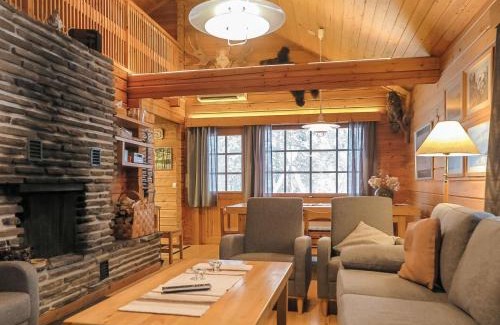 Sodankyla House | Pet-Friendly Holiday Home Keromaja with Hot Tub & Reviews 9/10