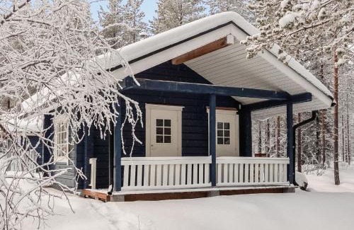 Salla House | Inviting Holiday Home Keselmäkangas with Hot Tub & Family-Friendly