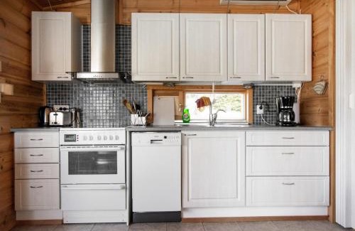 Tampere House | Welcome to Holiday Home Ketunkolo: Family & Pet Friendly
