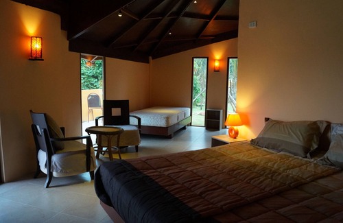 Khuk Khak Beach Hotel | Relax at Khao Lak Resort with Pool & Breakfast Included