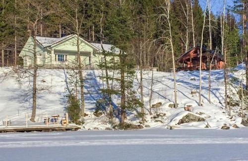 Lotjola House | Family-Friendly Retreat at Holiday Home Koivurinne