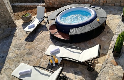 Stravca House | Discover the Comfort of Holiday Home Konavle with Kitchen