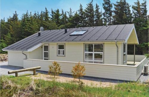 Sønder Vorupør House | Modern Retreat in Thisted with Free Wifi & Family-Friendly Perks