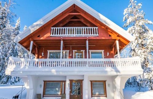 Kehys-Kainuu House | Pet-Friendly Holiday Home Kulma-alpit with Scenic Views