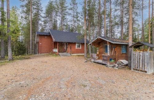 Lampivaara House | Exceptional Holiday Home Kuukkelin tupa 1 - Pet Friendly Stay