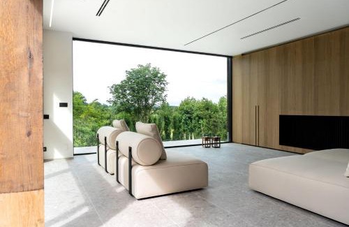 Sint-Laureins-Berchem Villa | Relax at Holiday Home L'O Reine with Wellness and Spa