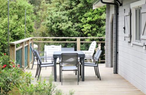 Maubuisson House | Family-Friendly Stay at Holiday Home L'Escouarte - MAU170