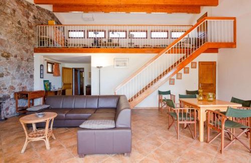 Plage de la Garonnette House | Holiday Home La Bergerie by Interhome