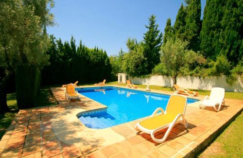 Javea Villa | Inviting Holiday Home La Cartuja with Pool & Pet-Friendly Stay