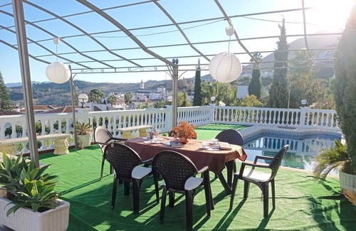 Casarabonela House | Idyllic Holiday Home La Huerta de Bonela with Pool & Views