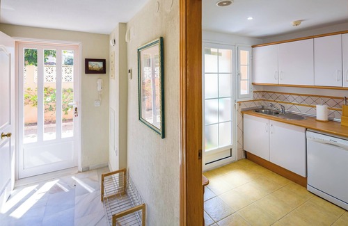 Marbella House | Relaxing Holiday Home La Reserva de Alvarito with Pool & Garden