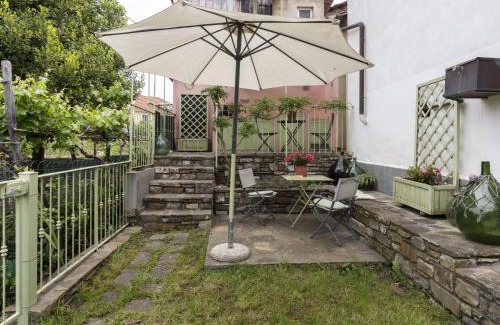 Diano Arentino House | Inviting Holiday Home La vecchia Stalla for Families & Pets