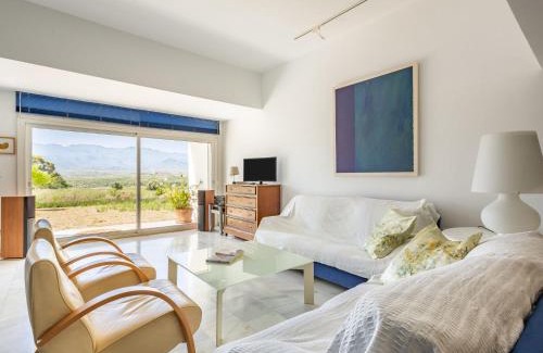 Los Gallardos House | Pet-Friendly Holiday Home Finca La Veleta with Pool