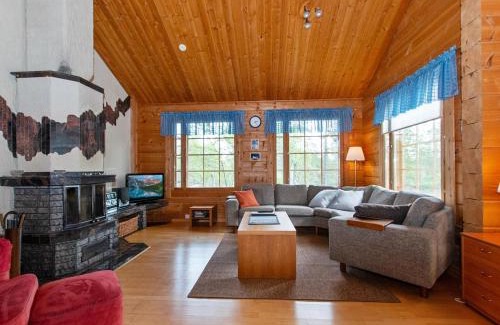 Saariselka House | Pet-Friendly Holiday Home Laavurinne with High Guest Ratings