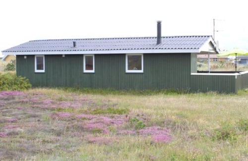 Bjerregard Strand House | Cozy Holiday Home Lambe Near the Sea in Western Jutland