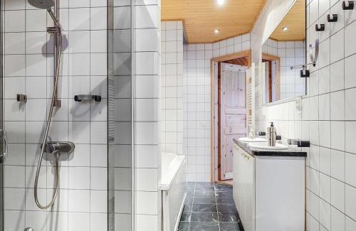 Rauhala House | Pet-Friendly Holiday Home Sarah: Dream Retreat in Lapland