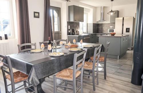 Locquirec House | Charming Oceanfront Holiday Home Le Coup de Coeur