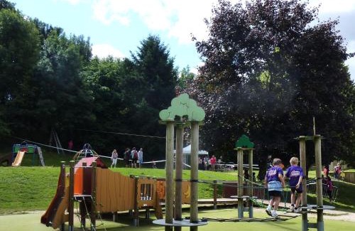 Prailles House | Family-Friendly Holiday Home Le Domaine du Lambon-1