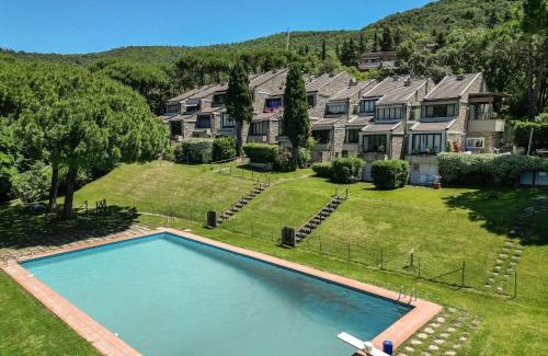 Punta Ala House | Family-Friendly Holiday Home Le Mandrie with Pool Access
