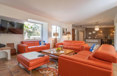 Frejus House | Premier Holiday Home Le Murier with Pool & 10/10 Ratings