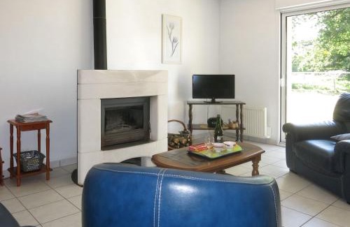 Le Tronchet House | Guest Rated 10/10 - Family-Friendly Le Petit Maître Hotel