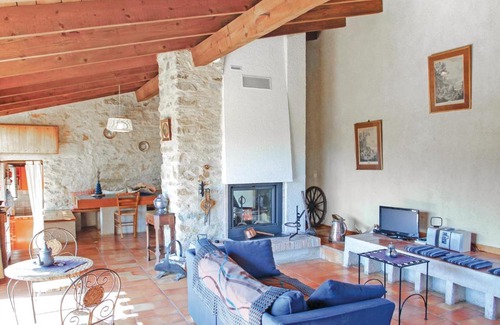 Mallefougasse-Auges House | Relax at Holiday Home Le Pigonnier de la Tuilière