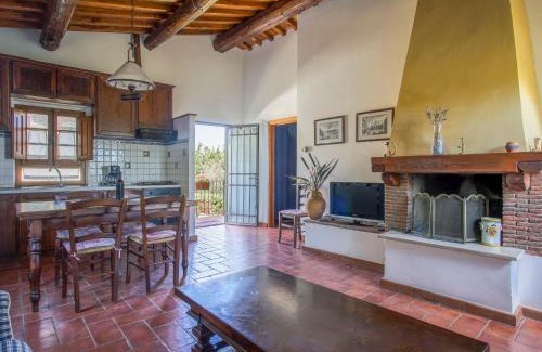 Montevarchi House | Inviting Holiday Home Le Poggiole-1 with Pool & Pet-Friendly