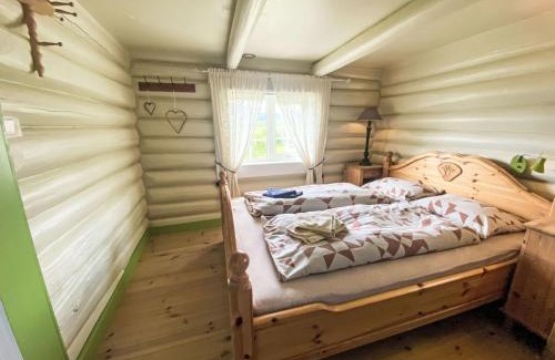 Aheim House | Guest Rated 10/10: Holiday Home Lenebu - Child Friendly Retreat