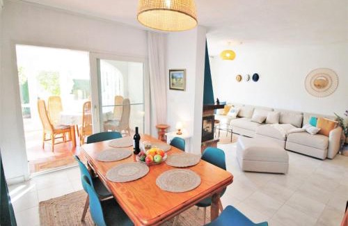 Bell Horizo House | Family-Friendly Retreat at Casa Leon with Pool Access