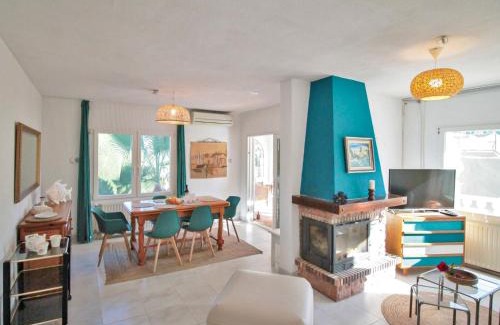 Bell Horizo House | Family-Friendly Retreat at Casa Leon with Pool Access