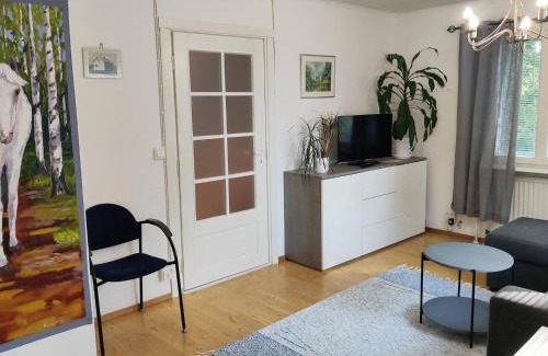 Saarijarvi House | Inviting Holiday Home Leponiemi: Pet & Child Friendly Stay