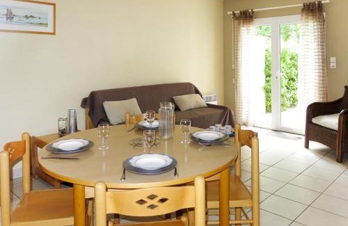 Penestin House | Oceanfront Holiday Home Les Grandes Iles: Pet Friendly Escape