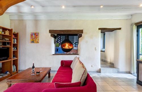 Elliant House | Elegant Holiday Home Les Trois Baudets - Family Friendly Escape