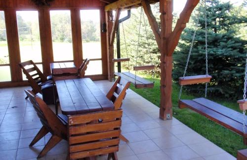 Lgota House | Guest Rated 10/10: Holiday Home Lgota with Cozy Fireplace