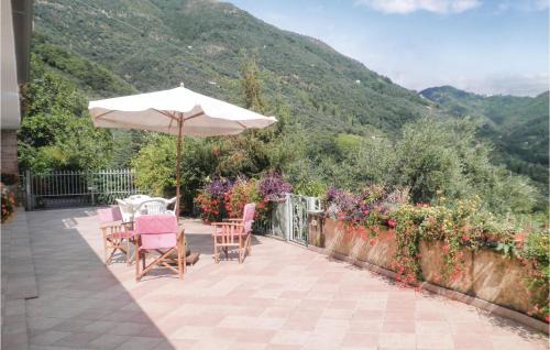 Camaiore House | Comfortable Retreat in Nocchi - Family-Friendly Kitchen