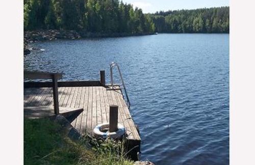 Kuhmoinen House | Cozy Holiday Home Lomakuikka with Hot Tub & Family Comfort