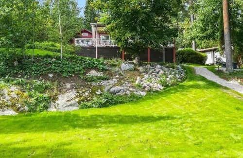 Lohja House | Idyllic Holiday Home Lomaranta with Hot Tub & Family-Friendly