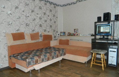 Suzdal House | Cozy Holiday Home Lora with Kitchen & 8/10 Guest Rating