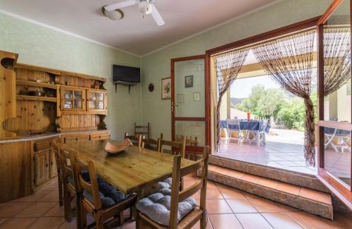 Porto Sa Ruxi House | Relax at Holiday Home Luli with Pool & Child-Friendly Perks
