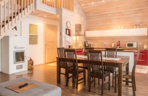 Lampivaara House | Relaxing Retreat at Holiday Home Luoston karpalo by Interhome