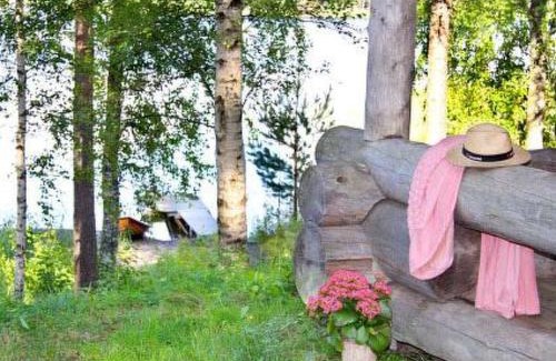 Asikkala House | Relaxing Holiday Home Mäkitorppa with Hot Tub & Kitchen