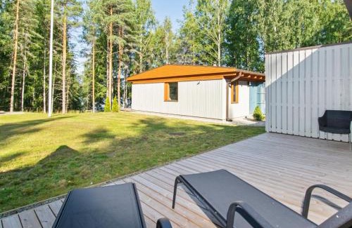 Punkaharju House | Cozy Holiday Home Mäntyranta 3 - Pet and Child Friendly
