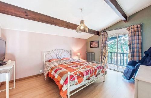 Saint-Pandelon House | Holiday Home Maison du Chêne Pointu by Interhome