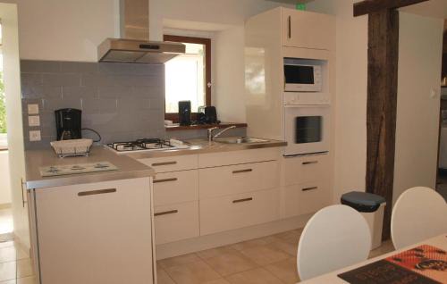 Mantallot House | Cozy 2 Bedroom Home in Mantallot - Pet & Child Friendly