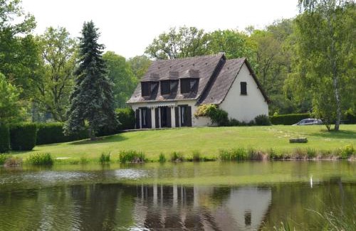 Pionnat House | Family-Friendly Holiday Home Marchives - Perfect for Pets