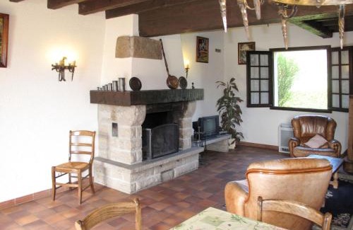 Pionnat House | Family-Friendly Holiday Home Marchives - Perfect for Pets