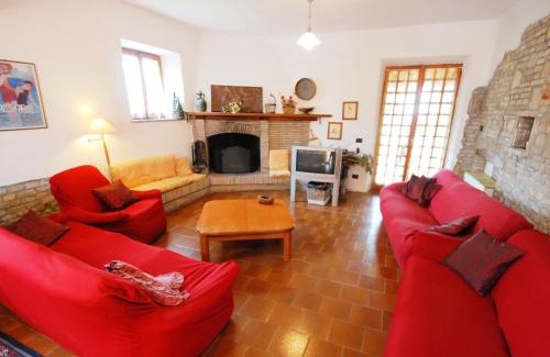 Ginestreto House | Pet-Friendly Holiday Home Maria Rosaria: Guest Rated 9.5/10