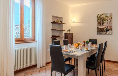 Albogasio House | Top-Rated Holiday Home Marianna with Family & Pet Amenities