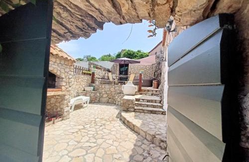 Peljesac peninsula House | Beachfront Retreat at Holiday Home Mario: 4-Star Comfort